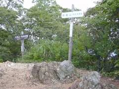 �召�R�R��