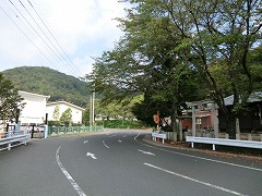 �����������Z�̌������̕��Δ����{