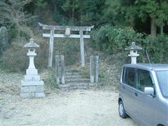 ���d�_�Ђ̐Β����@�o�R��