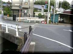 分岐。斜め右へ