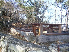 �e�[�u���ƃx���`