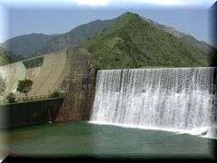 �����_��