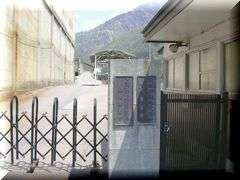 �������B��