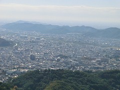 ���c�̎R�X�B���R�A�����q�u�ˁB