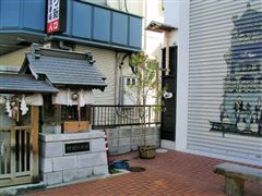 �������K