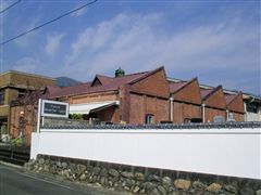 �m�R�M�������H��