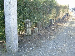 �Q���̐Ε�