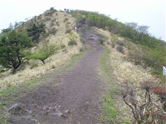 展望の尾根道へ