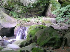 ��Â����ɐi��