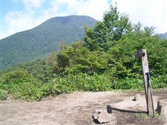 陣笠山山頂