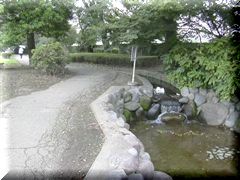 岡登用水遊歩道