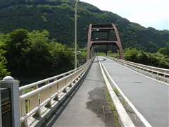 ���ۍ��勴